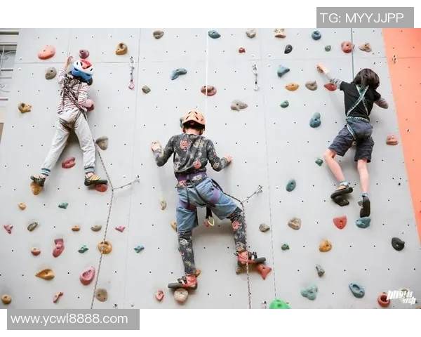 成都攀岩队在极限运动联赛中以66分稳居积分榜首位