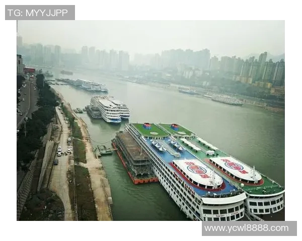 成都足球队在钻石联赛中的逆袭之旅与辉煌成就全景回顾