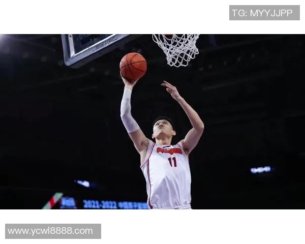 周鹏：从篮球场上的拼搏到生活中的坚韧，见证梦想与奋斗的交织之路