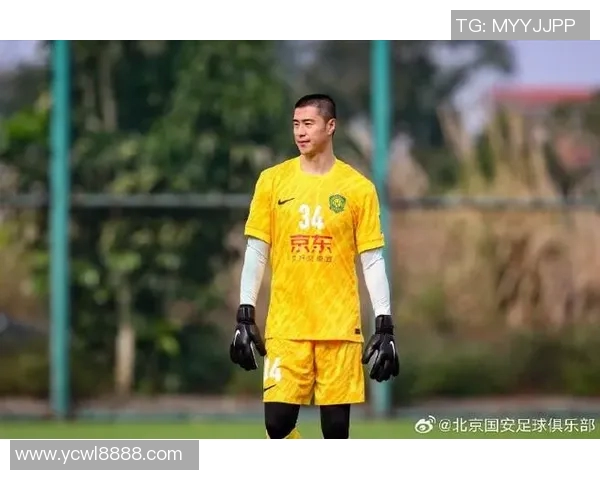 国安与重庆激战回顾精彩瞬间与战术分析全景呈现 国安与重庆激战回顾精彩瞬间与战术分析全景呈现