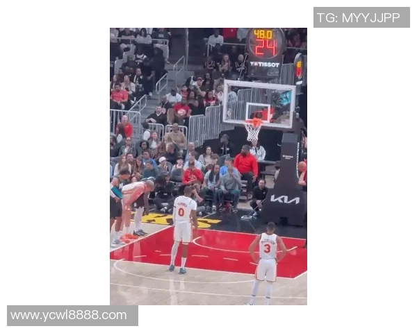 欧文在对阵老鹰的比赛中展现出色表现引发球迷热议 欧文在对阵老鹰的比赛中展现出色表现引发球迷热议