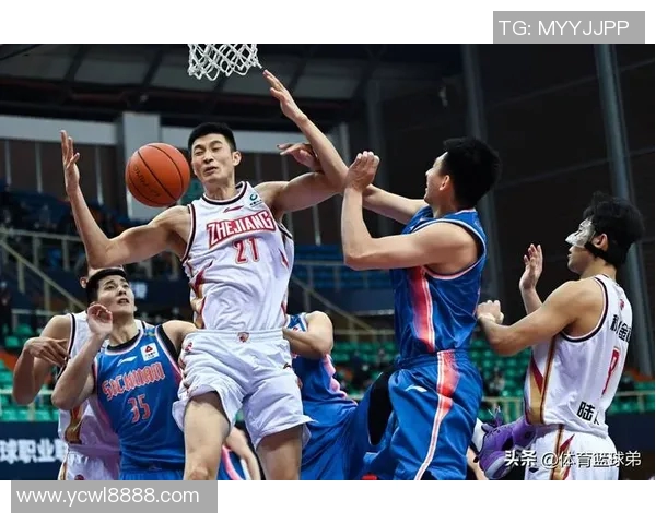 CBA2014赛季广东队与新疆队激战回顾精彩瞬间与关键时刻分析 CBA2014赛季广东队与新疆队激战回顾精彩瞬间与关键时刻分析